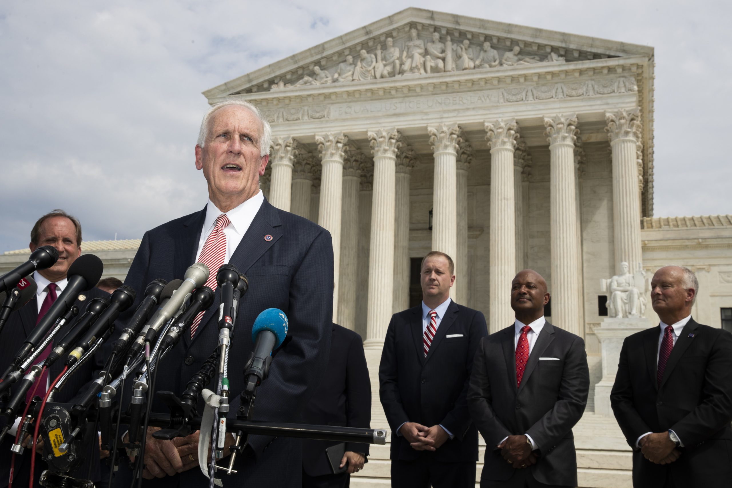 Tennessee attorney general finds mask mandates constitutional