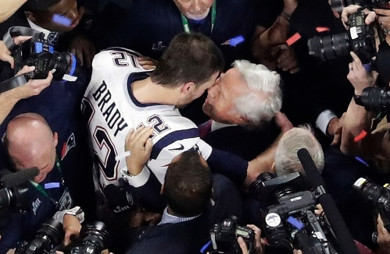 WATCH: Patriots will do ‘everything in our power’ to sign Brady to one-day deal