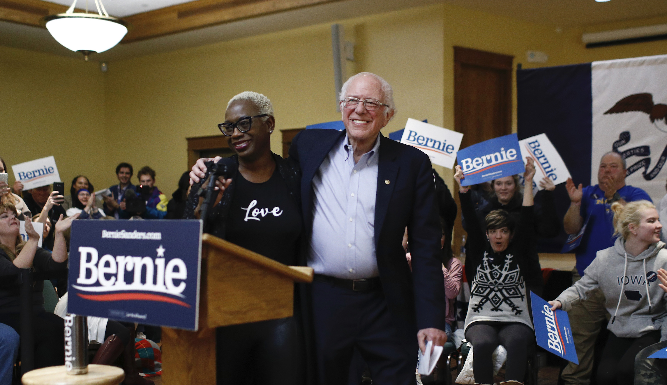 ‘Robbed’: Top Bernie Sanders campaign aide rips DNC for ‘intentional’ Iowa disaster