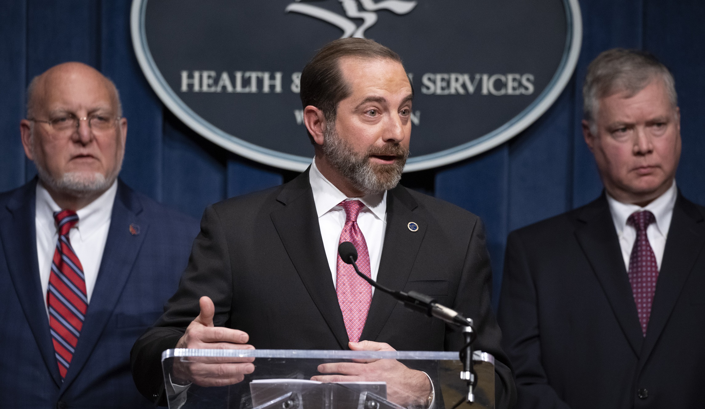 White House debating whether to replace HHS chief Alex Azar: Reports