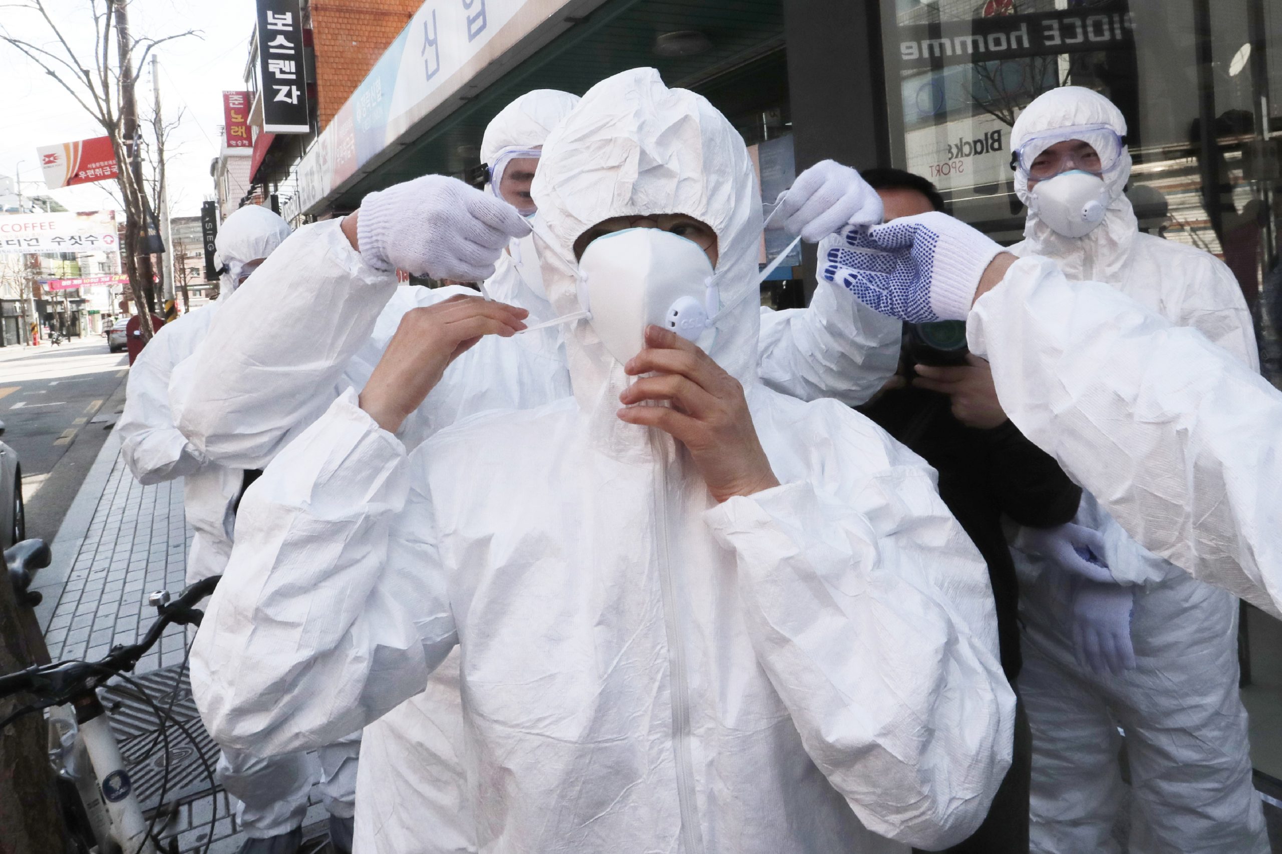 Pandemic preppers arm up, ‘person with the most ammo wins’