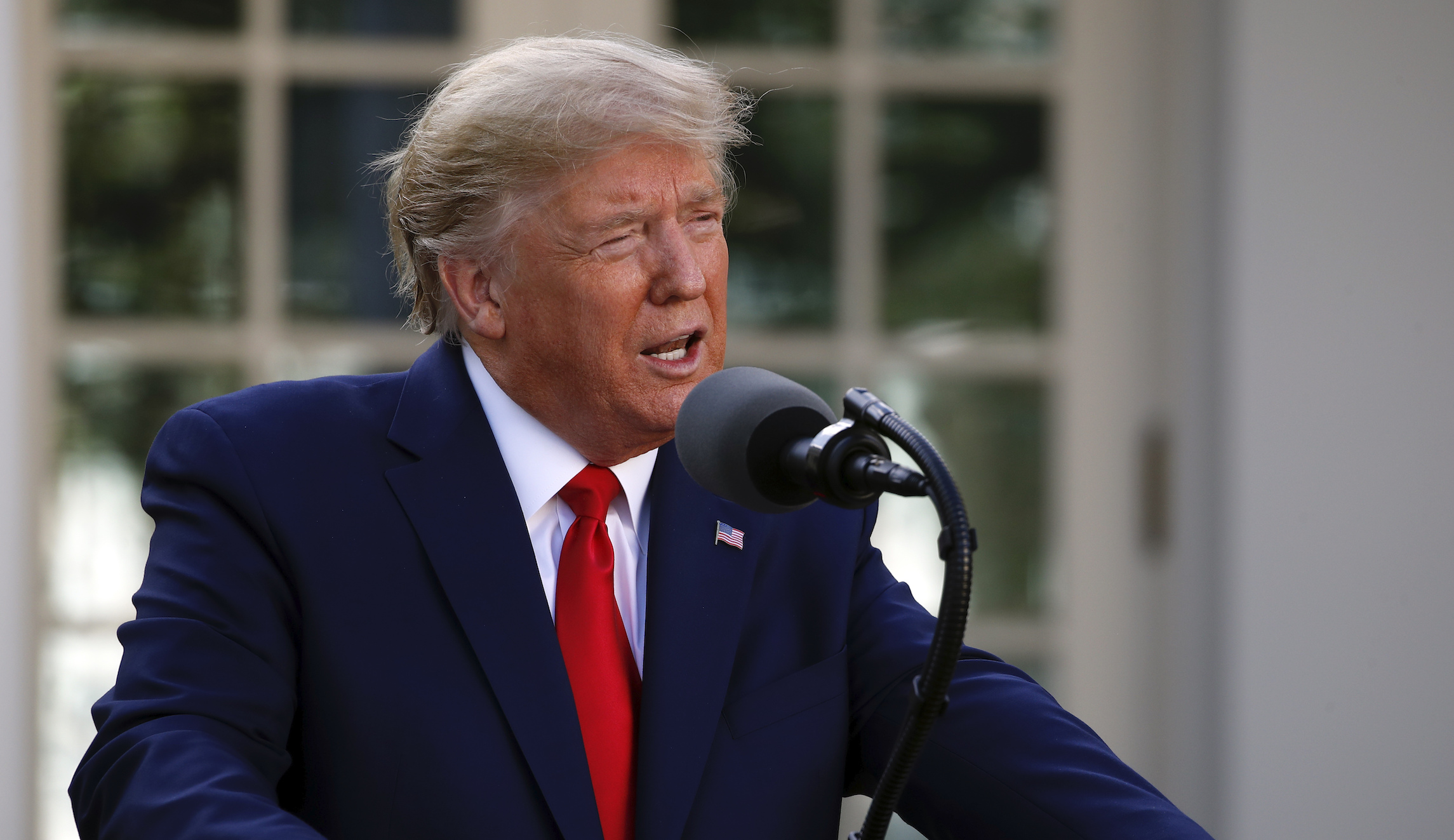 Trump strikes deal with Ford and General Electric to produce 50,000 ventilators