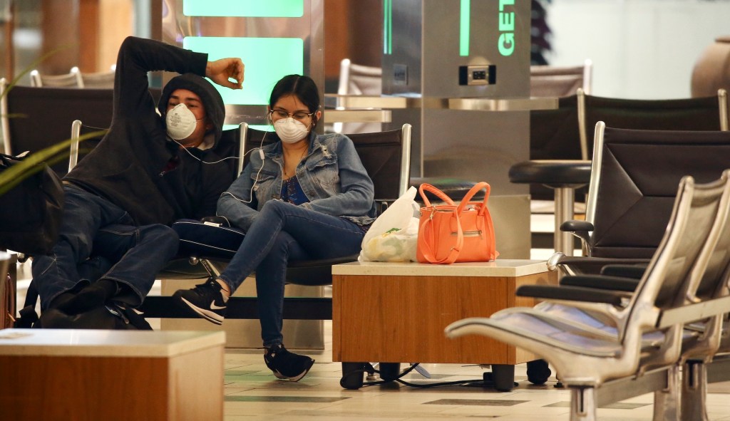 Phoenix Sky Harbor will require masks June 1