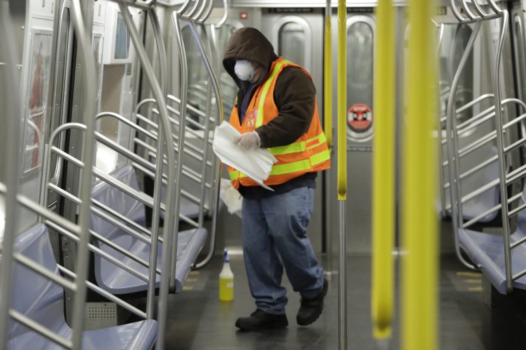 New Yorkers see higher number of soiled subway cars in NYC: Report