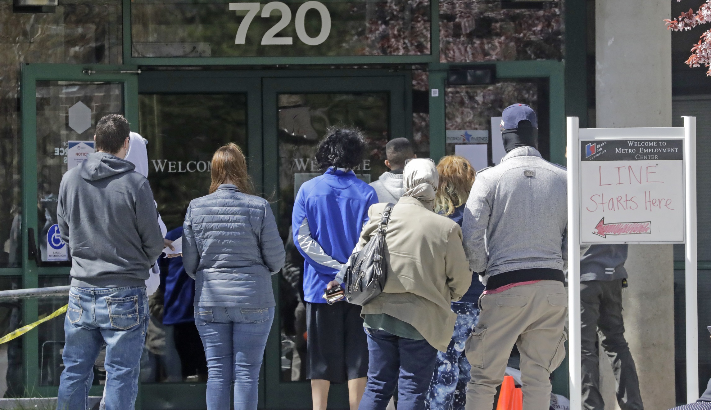1.5M claimed jobless benefits last week, signaling stubbornly high layoffs