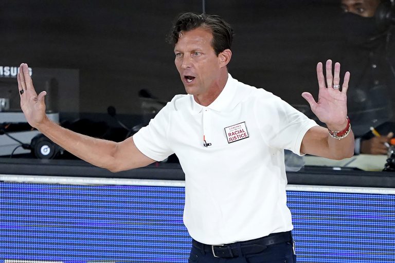 Utah Jazz coach targeted by state’s largest paper for crime of donating to a Republican