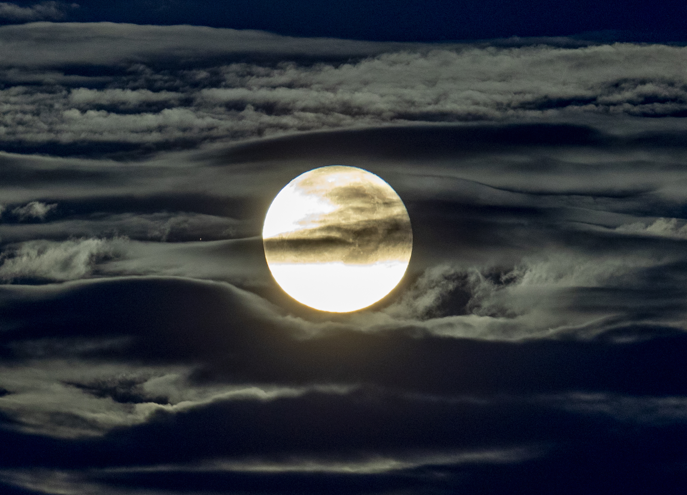 Moonstruck: Mystery rocket set to crash into lunar surface Friday, but whose is it?