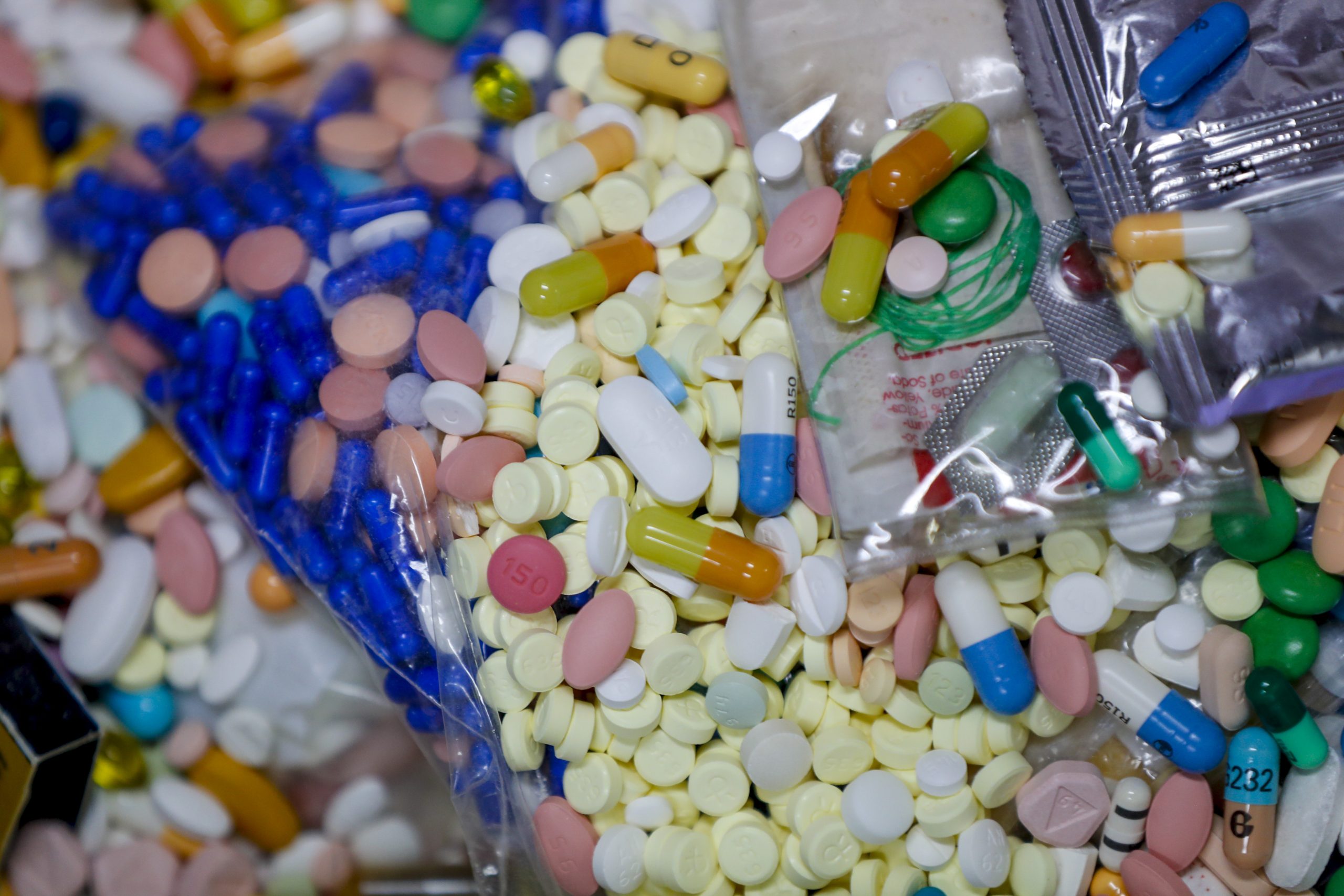 Two Ukrainian nationals sentenced for trafficking counterfeit cancer and hepatitis drugs