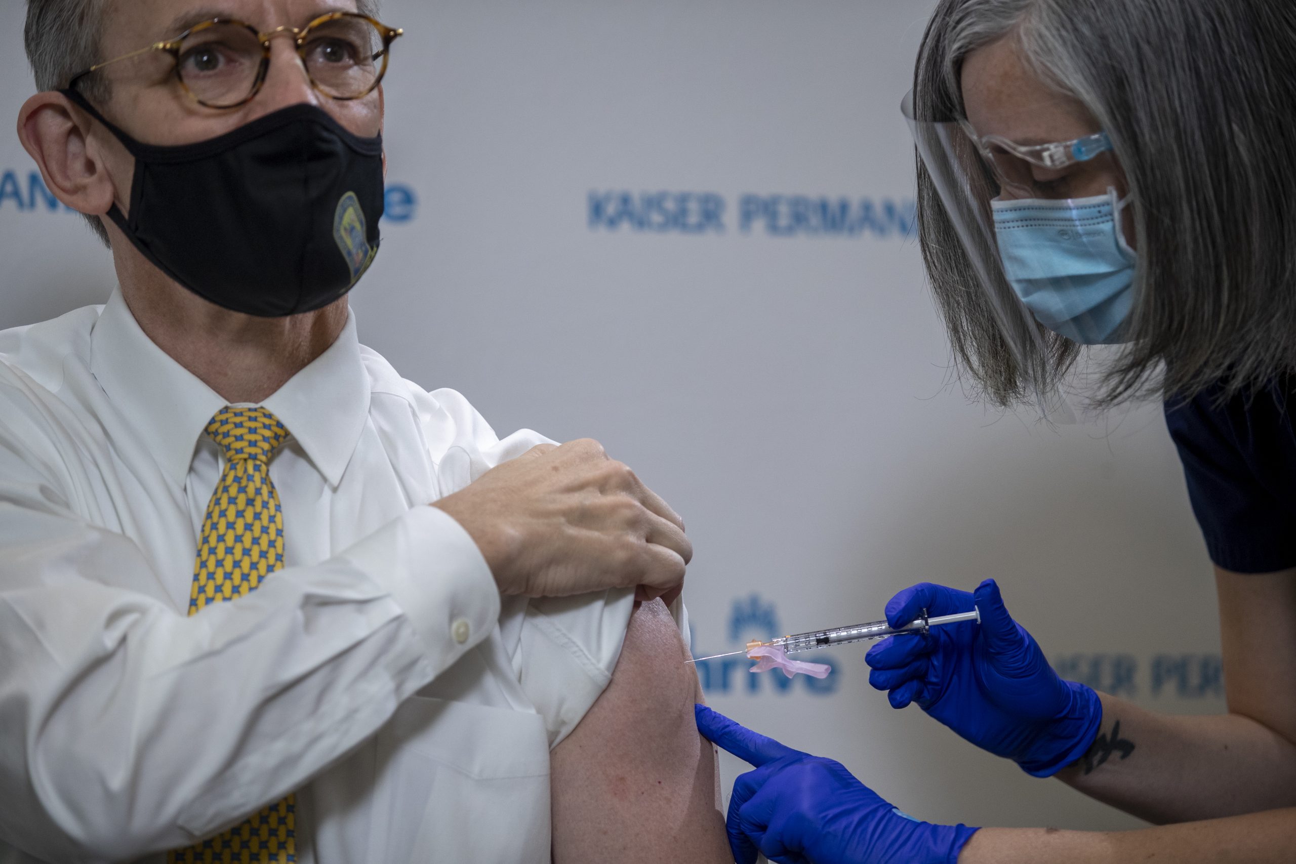 Kaiser Permanente places over 2,000 unvaccinated workers on unpaid leave
