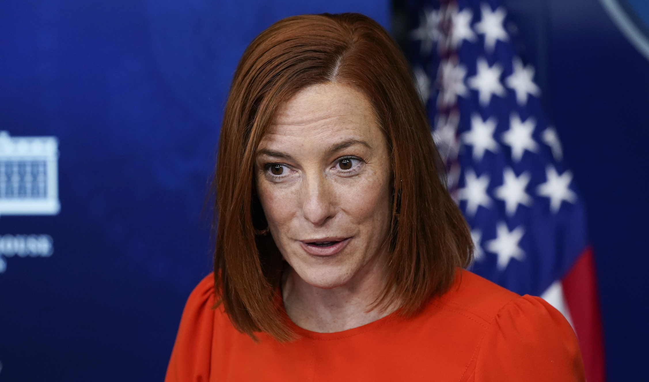 Psaki tries to defend photos of Biden maskless at Lincoln Memorial