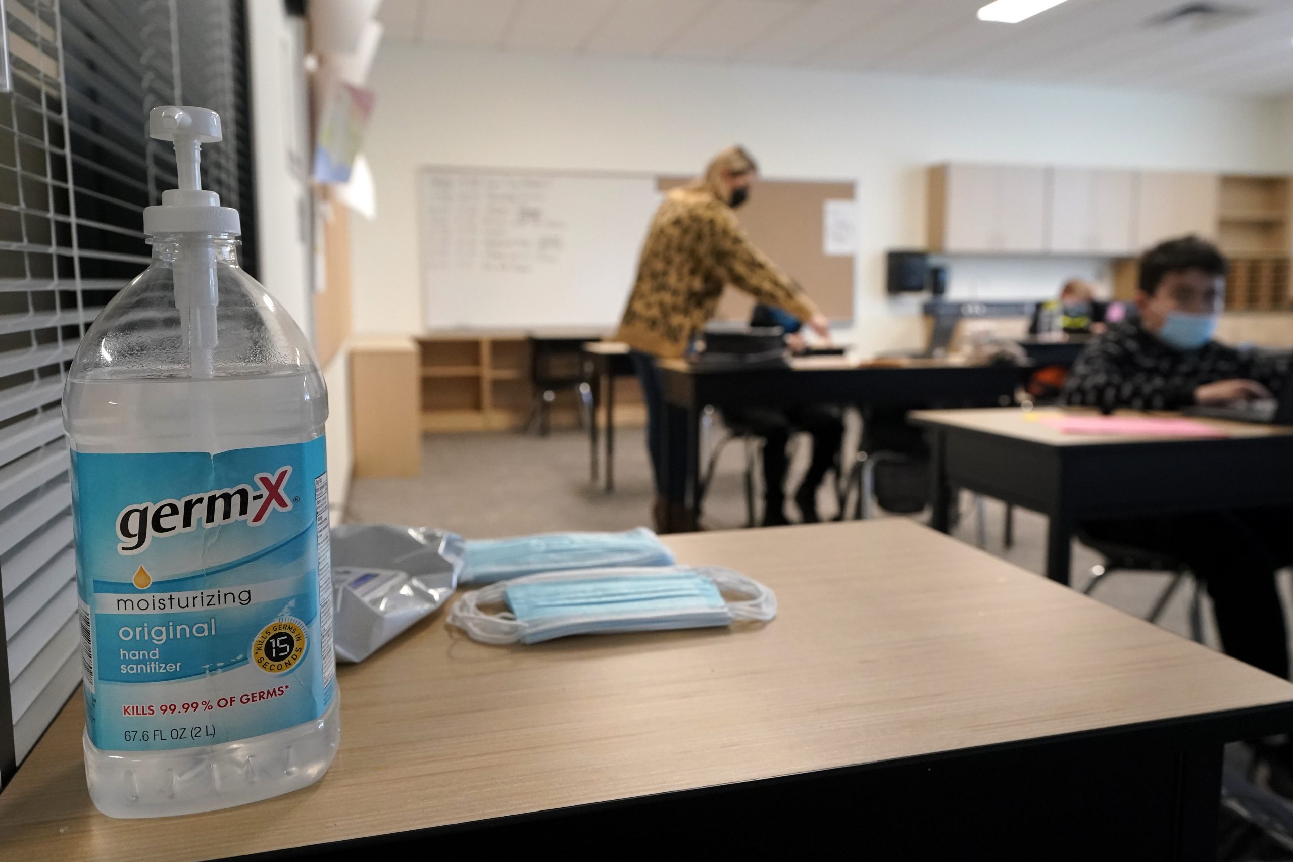 Democrats would delay school COVID-19 spending, threatening reopening