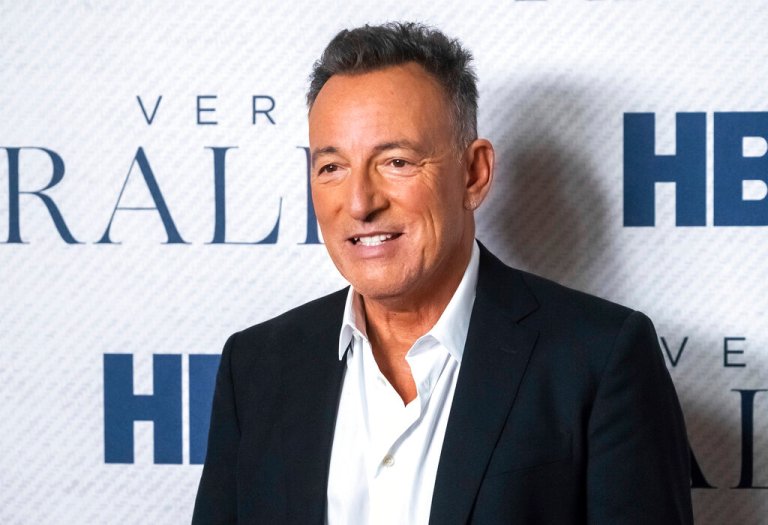 Bruce Springsteen arrested for driving while intoxicated, police say