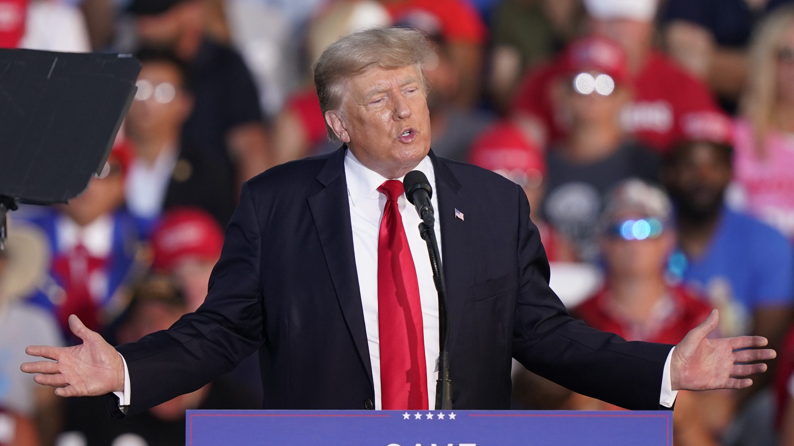 Trump rips into ‘weak’ and ‘pathetic’ Barr in scathing statement