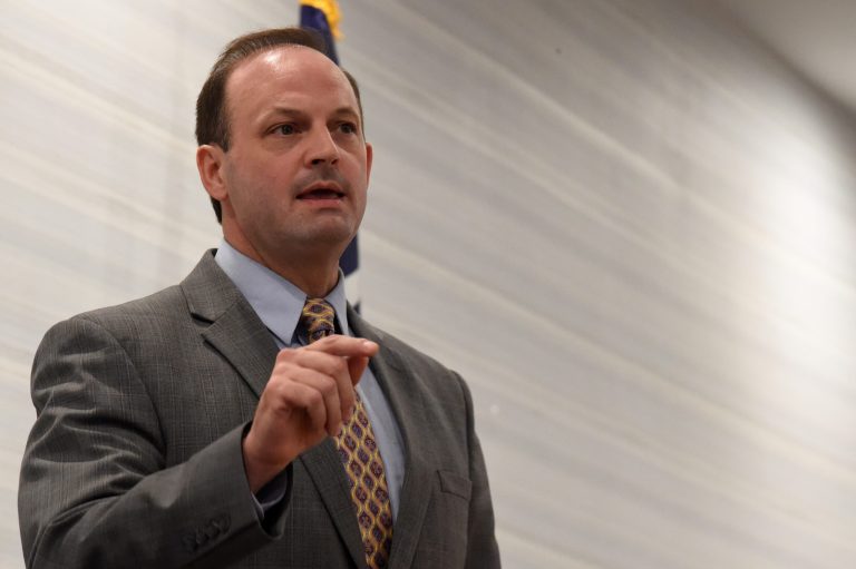 South Carolina AG sues Columbia over mask mandate