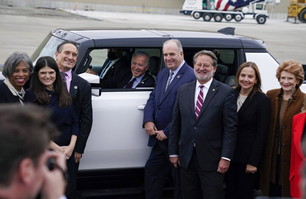 Reporter’s Notebook: The Biden administration’s lofty EV goals