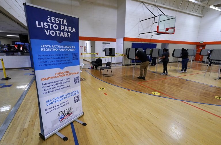 Independent Latino voters emerge as one of the largest swing groups for 2024