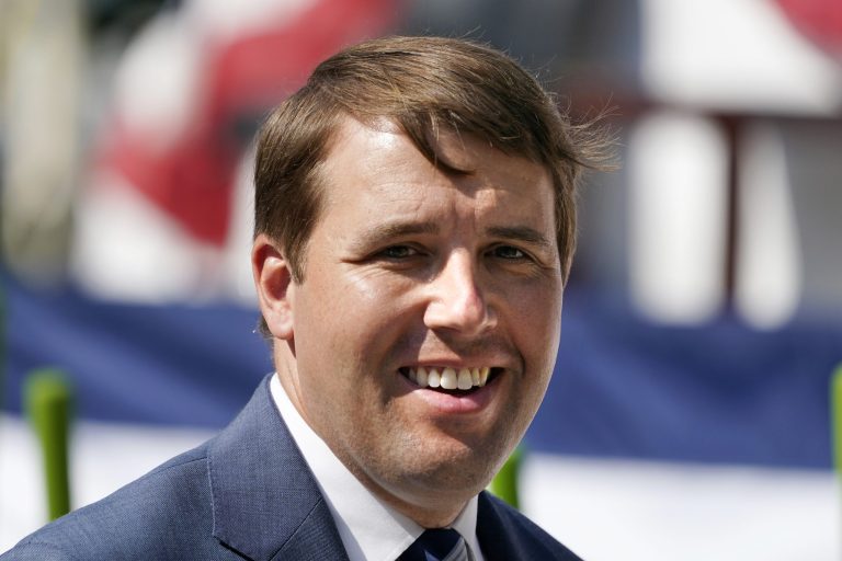 New Hampshire map gives Democratic Rep. Pappas fighting chance to stay in office