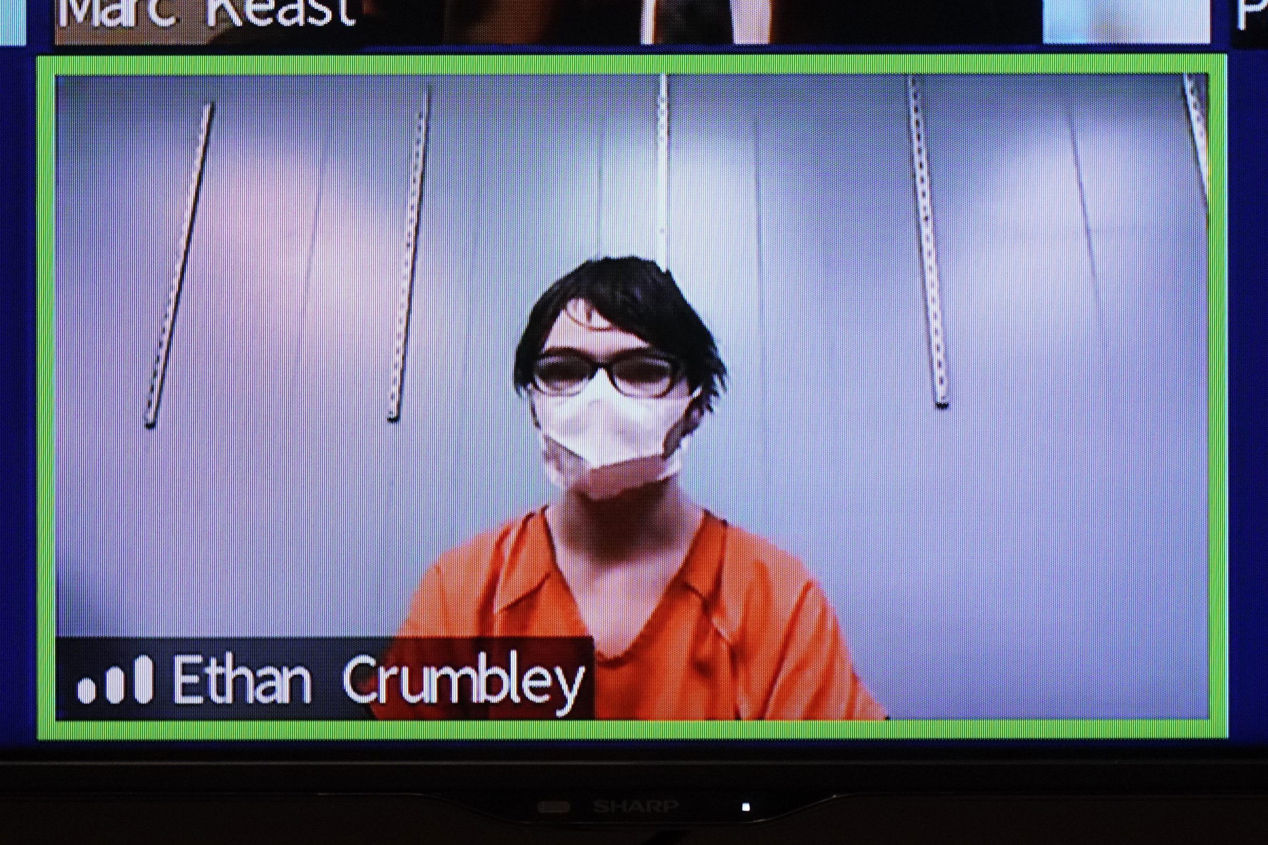 Michigan shooting suspect waives court hearing, sending case to trial