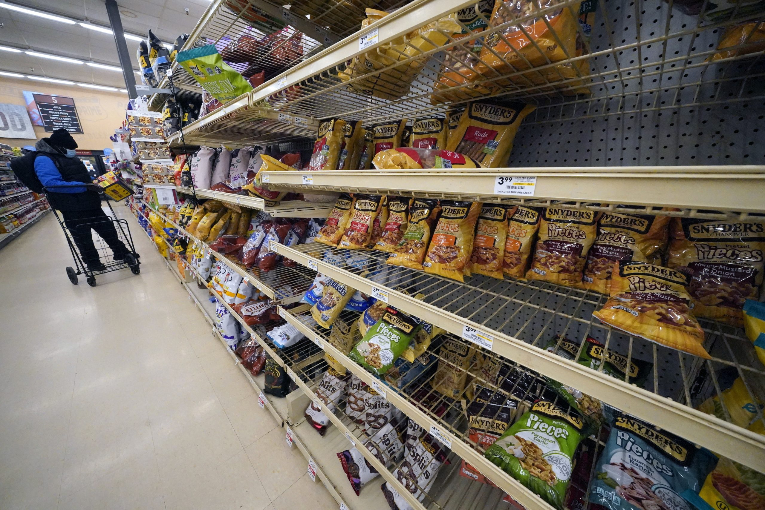 Grocery chain Giant implements extreme measures to battle theft crisis