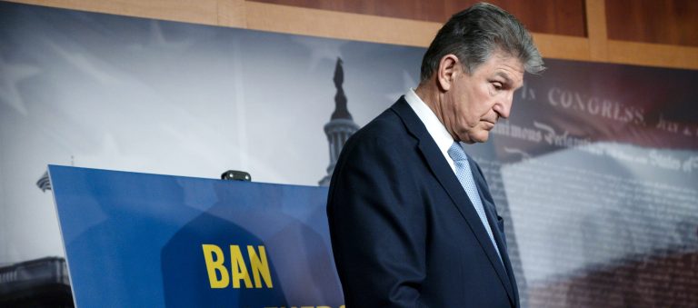 Bipartisan bill would ban Russian oil imports amid Ukraine invasion