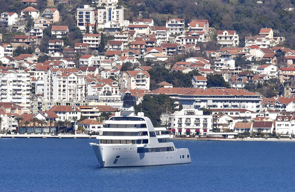 Roman Abramovich’s superyacht ‘scenic cruising’ in international waters