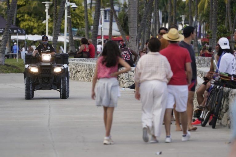 Miami Beach declares state of emergency after two spring break shootings