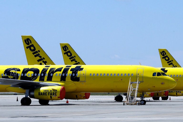 Spirit Airlines sets date for decision on merger with Frontier or JetBlue