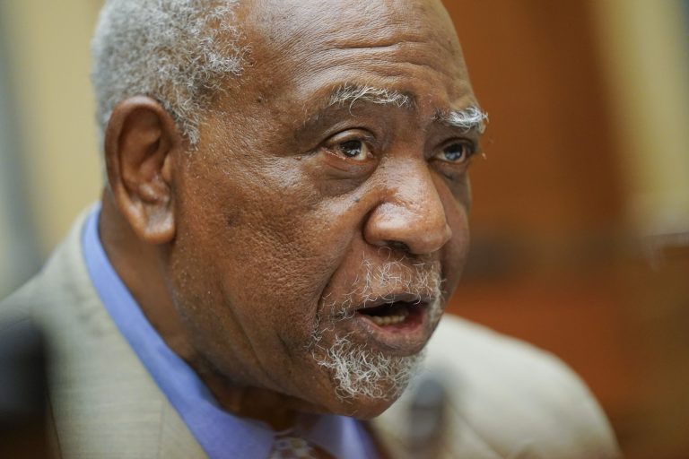 Veteran Democratic Rep. Danny Davis narrowly fends off left-wing primary challenge