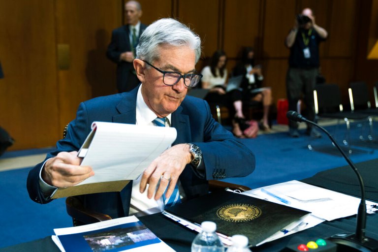 Powell sells over $1 million in municipal bonds to comply with new Fed ethics rules