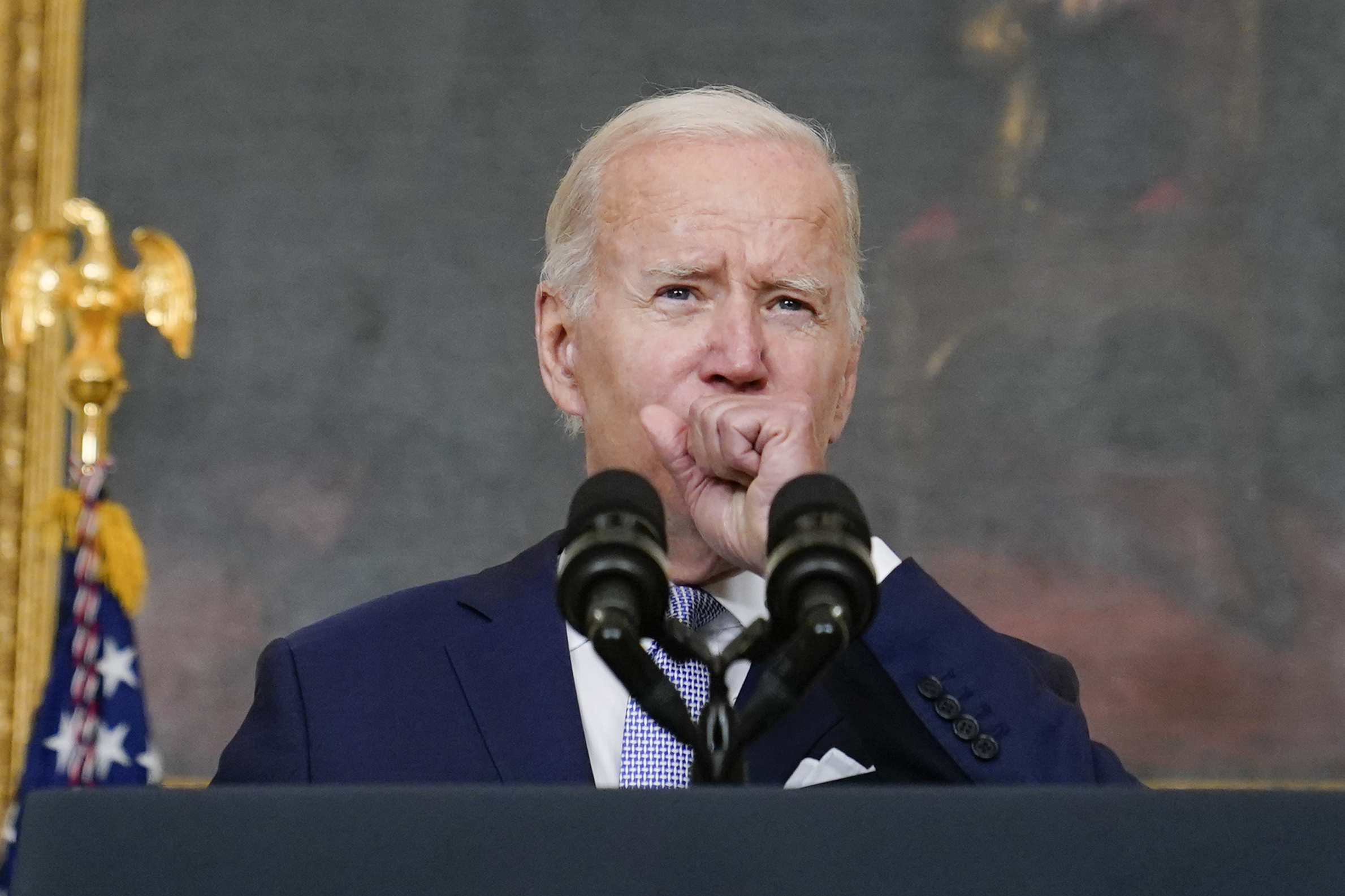 Biden symptomatic again with COVID-19 rebound infection