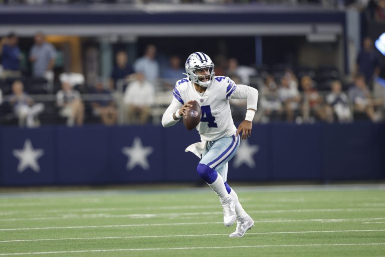 WATCH: Cowboys QB Dak Prescott pelted with trash, booed as he leaves game