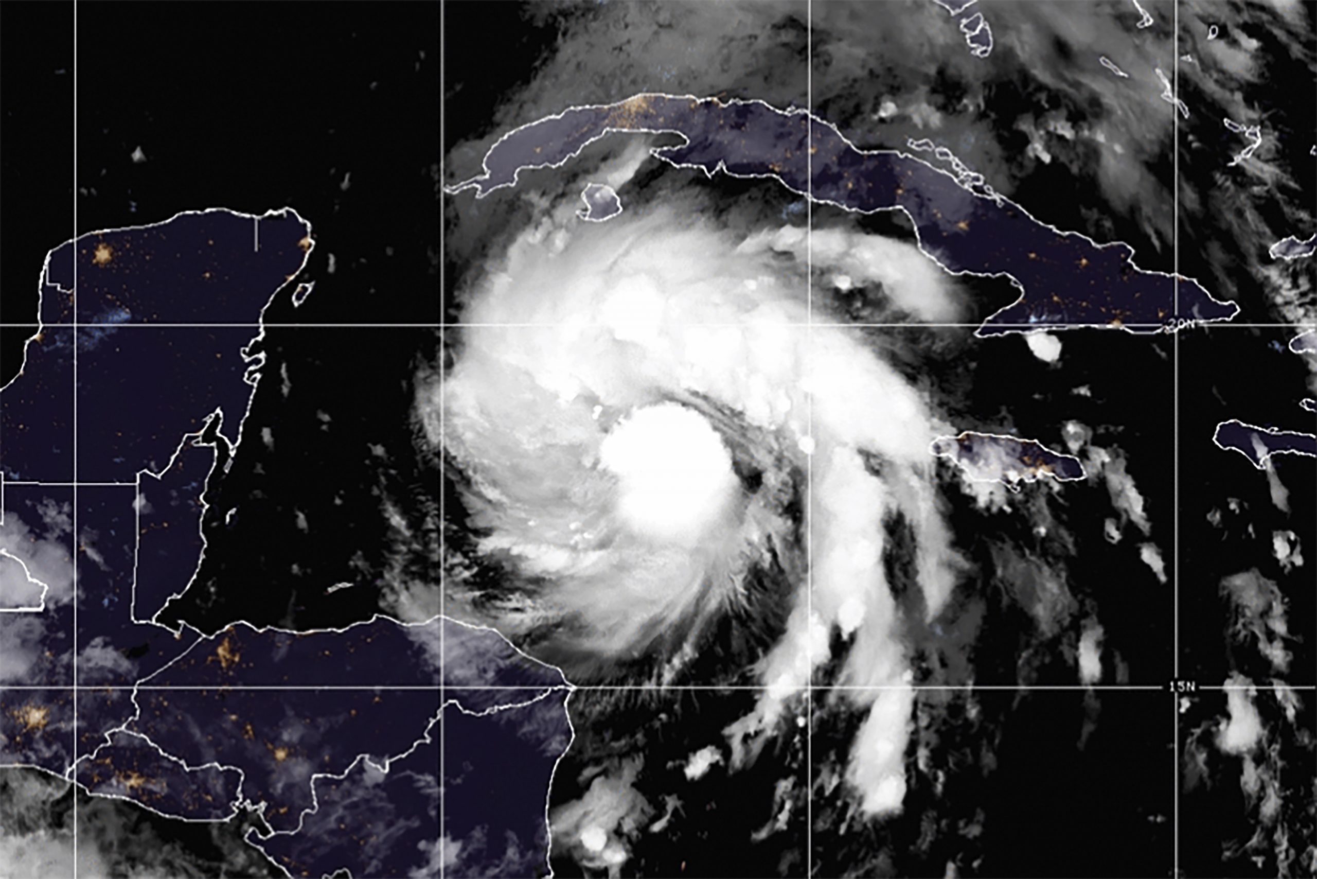 Hurricane Ian live videos: Storm cameras capture Category 4 monster as it makes landfall