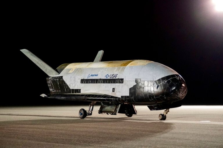 Space Force ship lands in Florida following record 908-day mission
