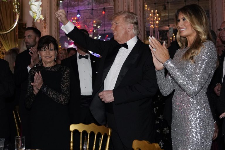 Trump holds annual Mar-a-Lago New Year’s bash with family and top allies