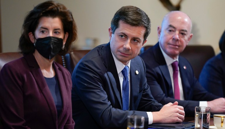 Buttigieg took government jet for single-day trip to New York: Report