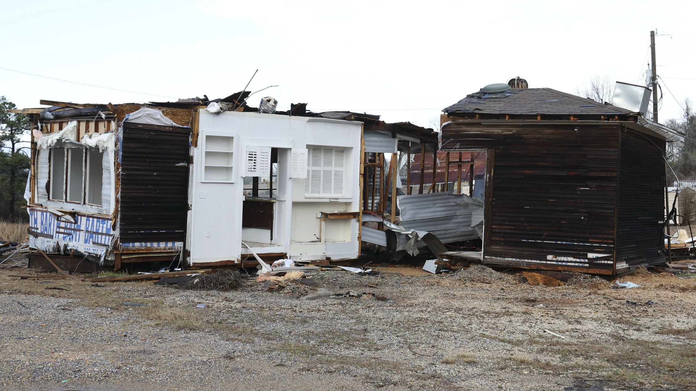 Strong storm and tornadoes leave debris strewn across the Southeast in its wake