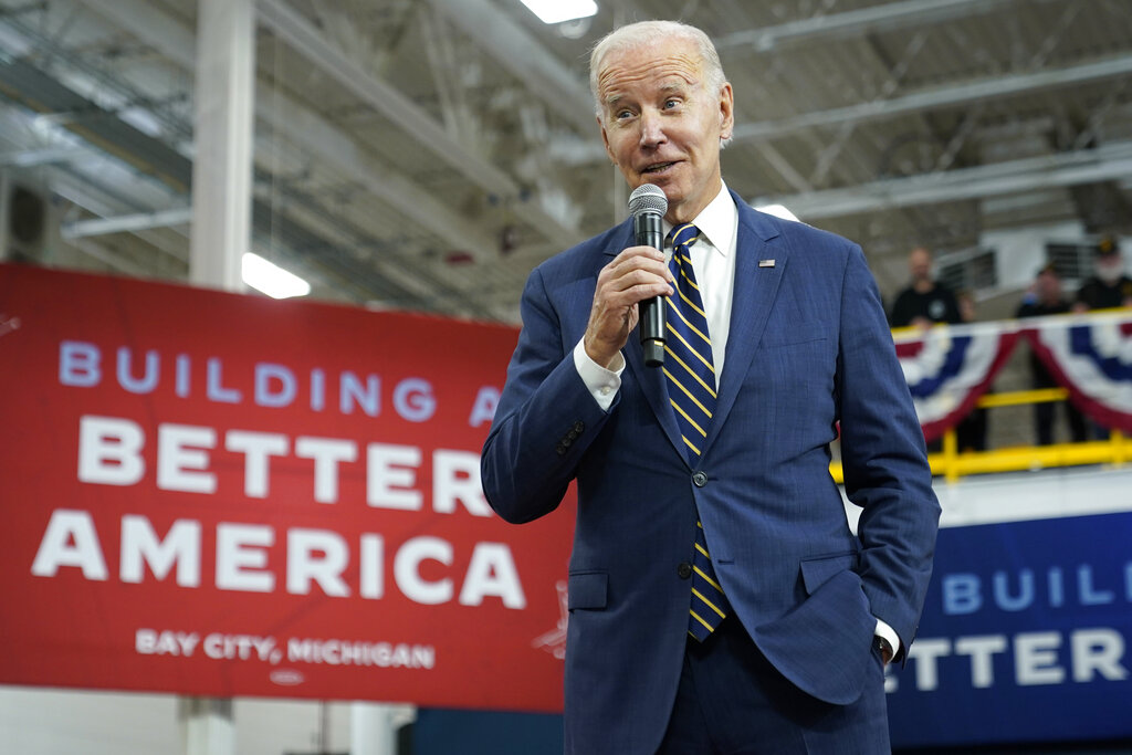 Excess CHIPS: GOP senators say Biden pushing unrelated agenda in semiconductor law
