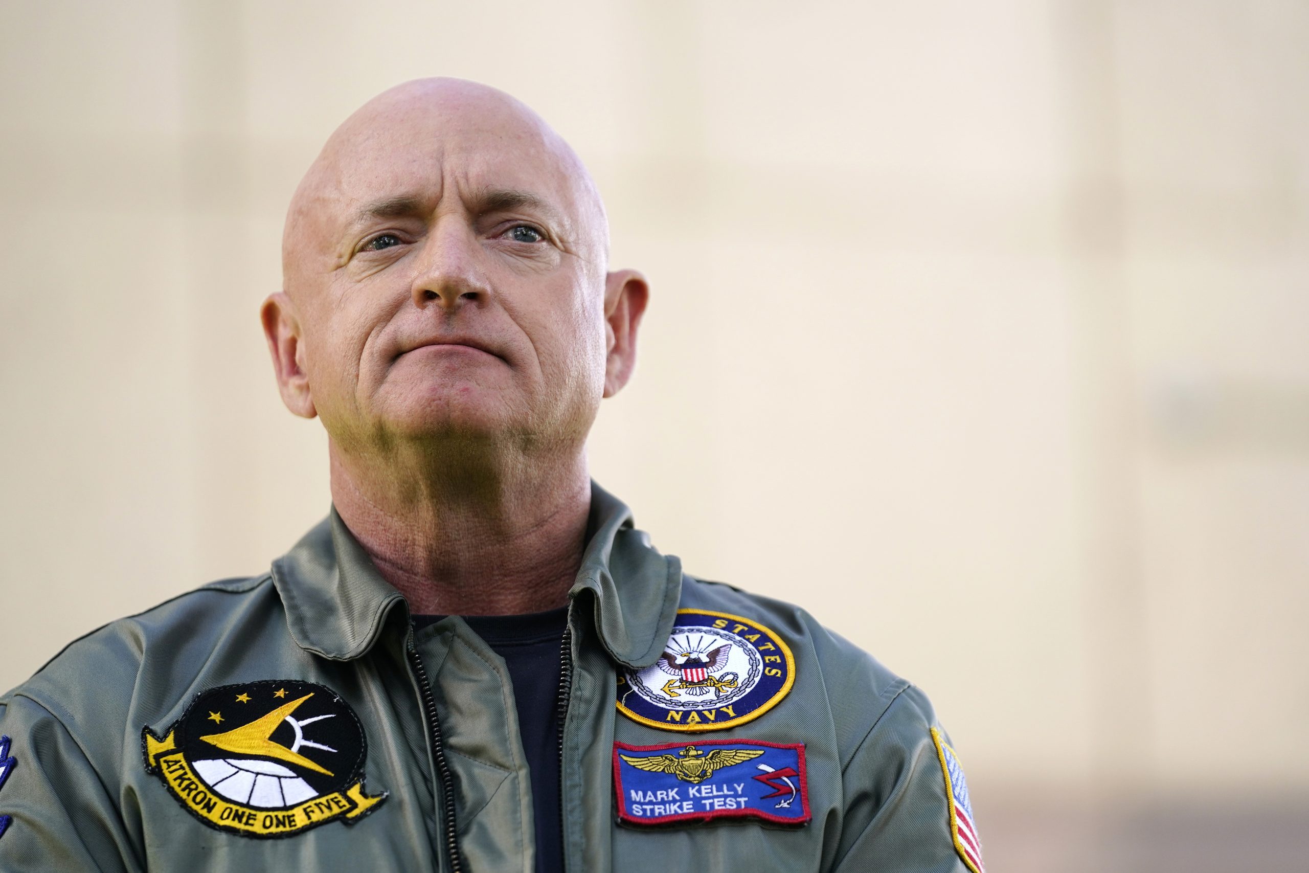 Mark Kelly rebukes DeSantis on Ukraine, says it is ‘unfortunate that they made this political’