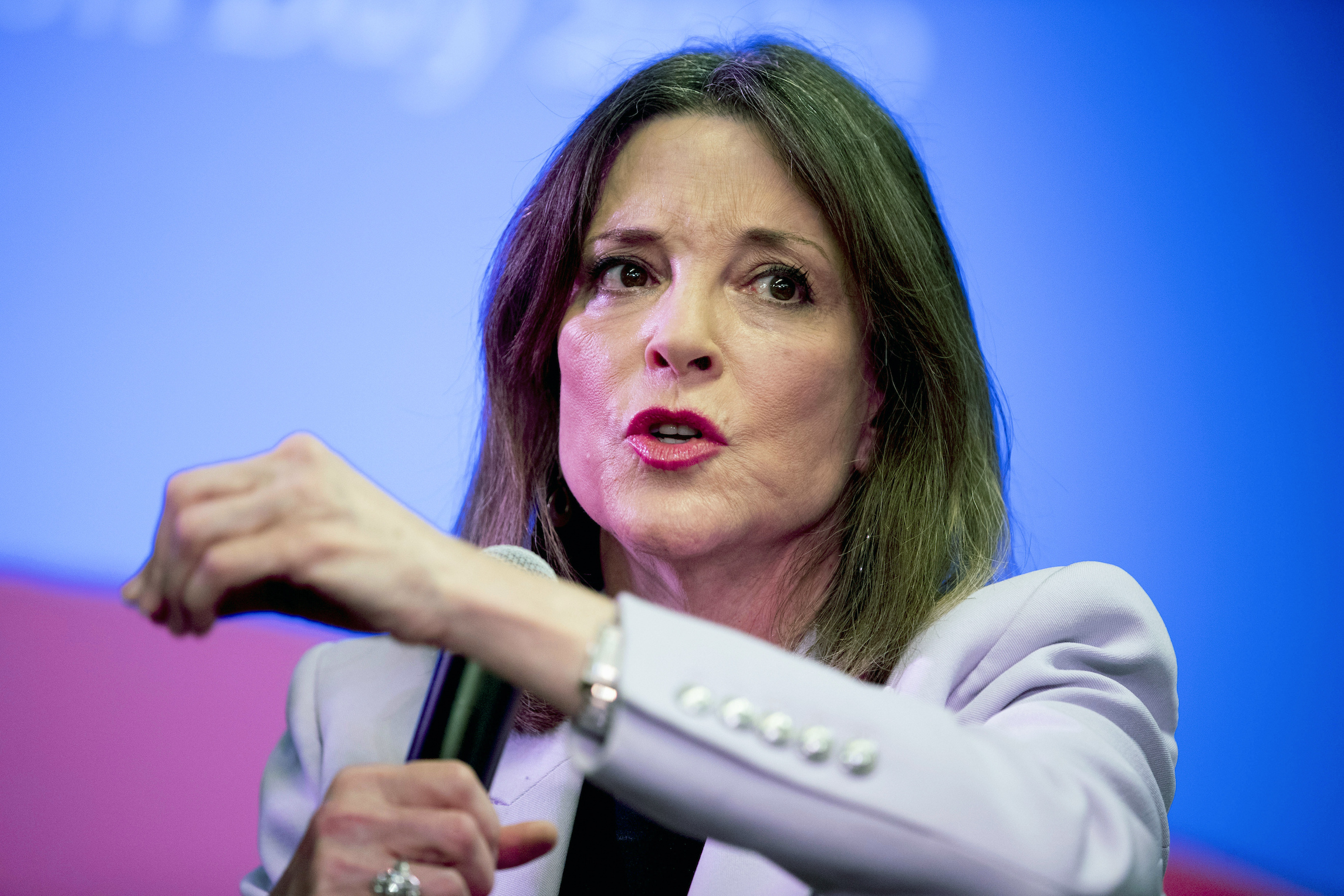 Marianne Williamson displayed ‘uncontrollable rage’ toward 2020 campaign staff: Report