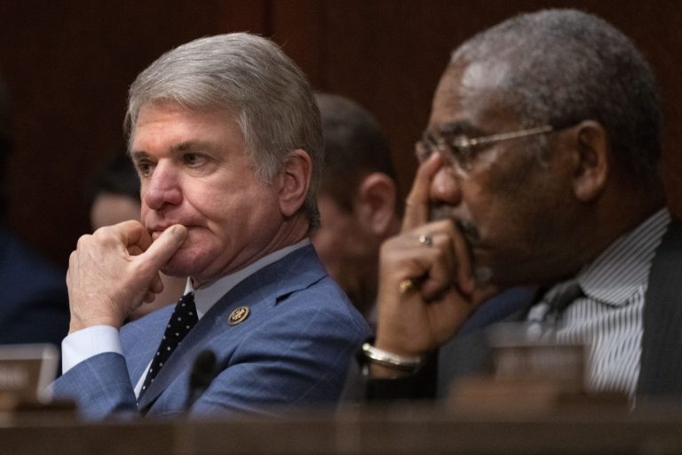 House panel to hold hearings on aid to Ukraine amid GOP schism