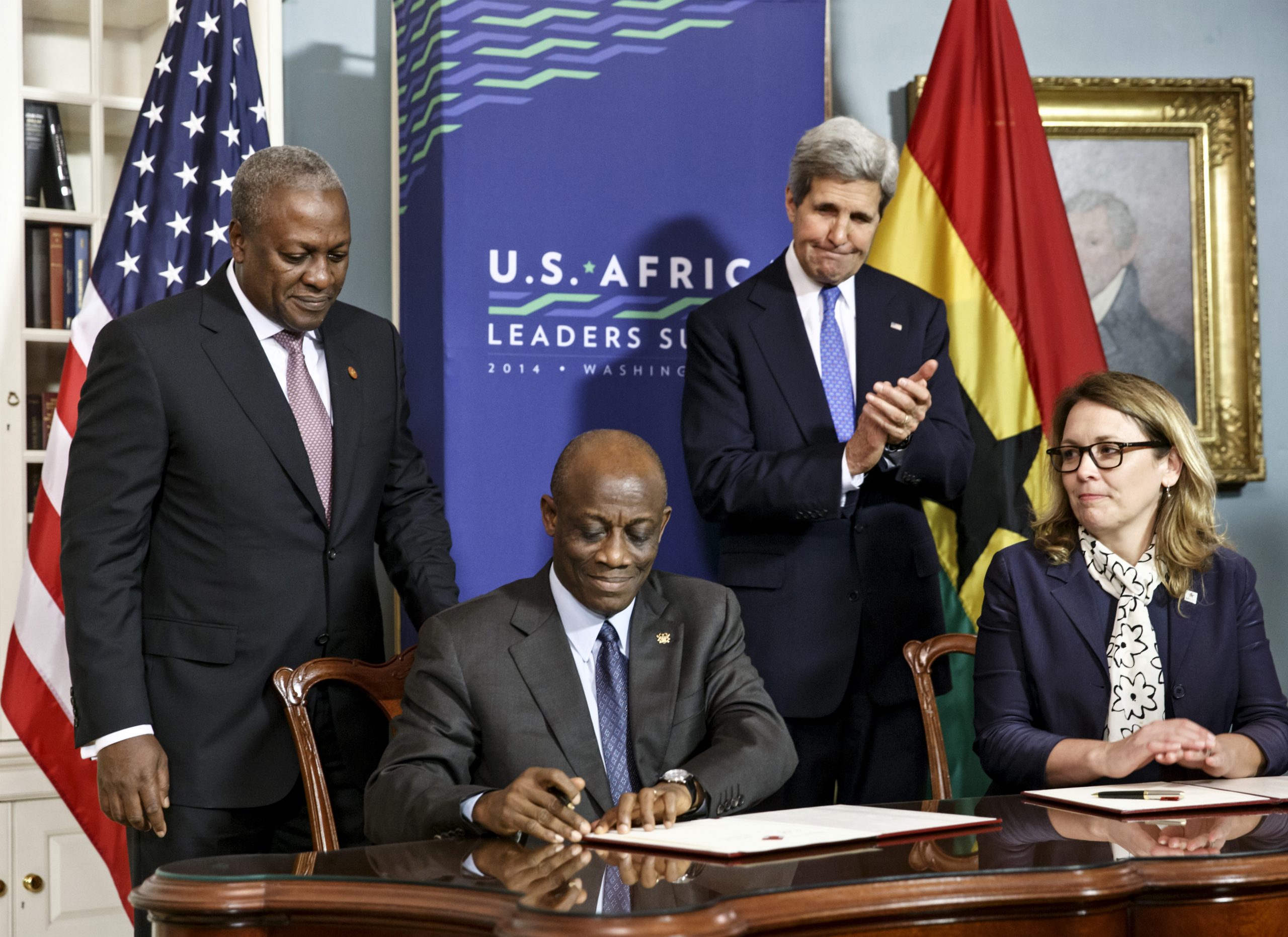Former Obama White House official dies from turbulence on private plane