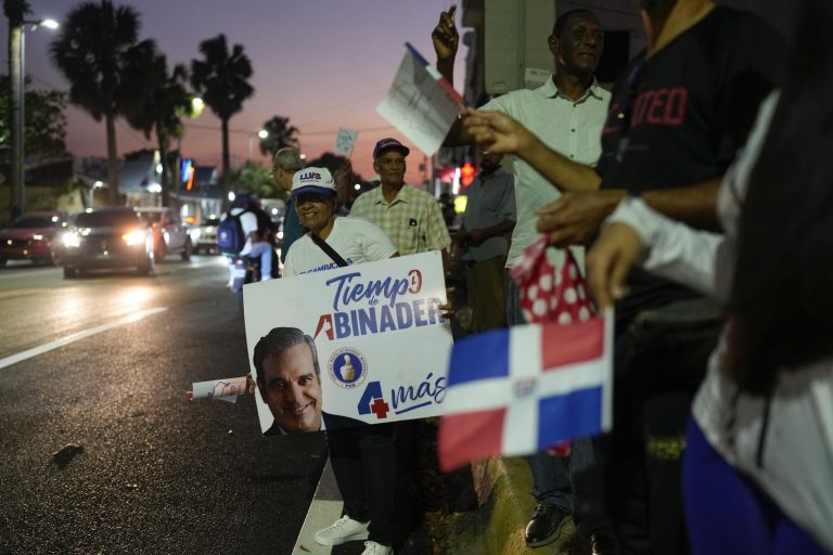 State Department issues travel warning for Dominican Republic, citing crime