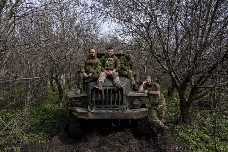 Western forces have roughly 100 troops in Ukraine, classified leak reveals