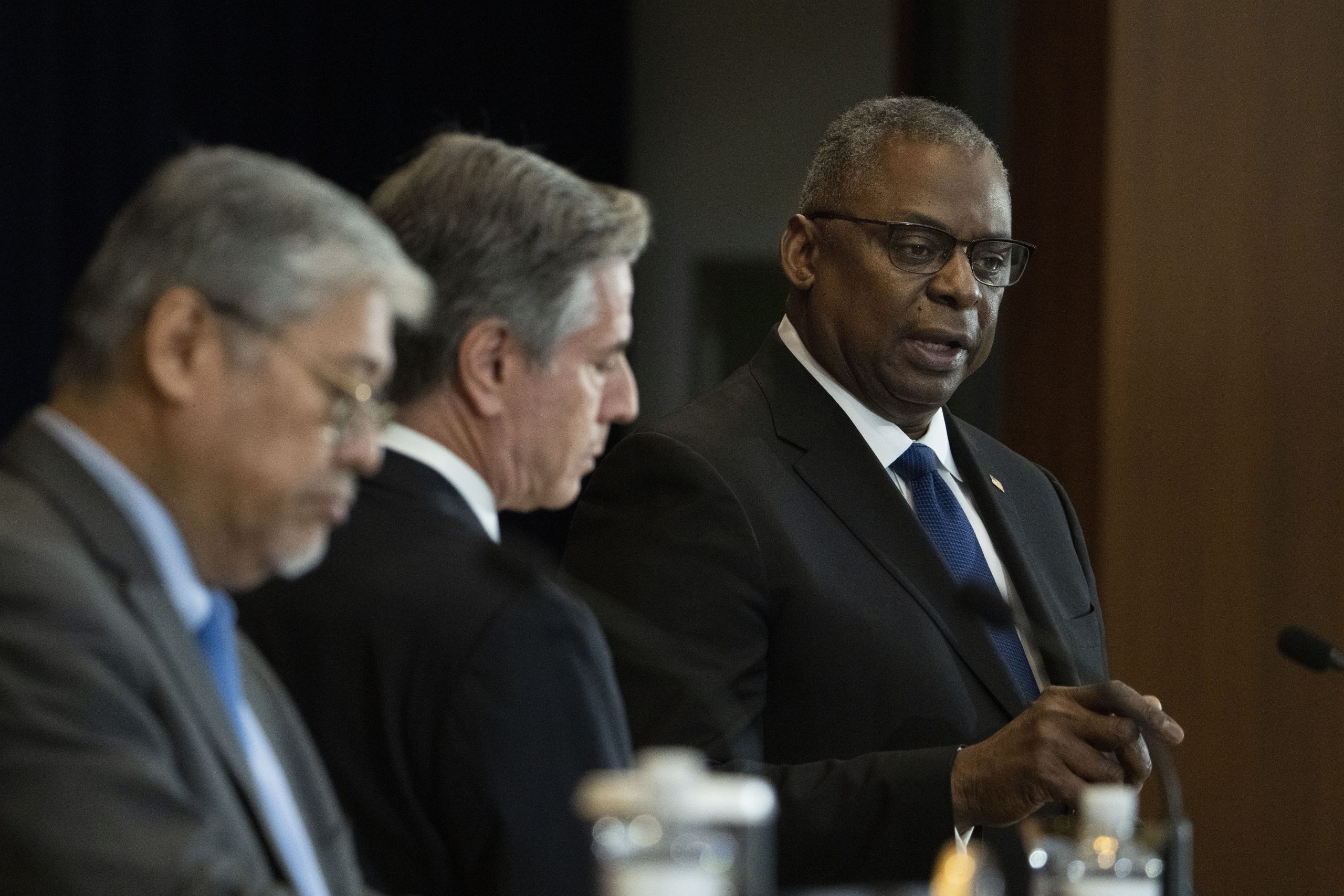 Antony Blinken, Lloyd Austin, Enrique Manalo