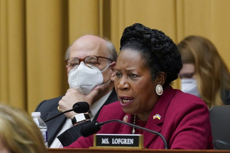 Congress forms bipartisan House committee on Iranian women