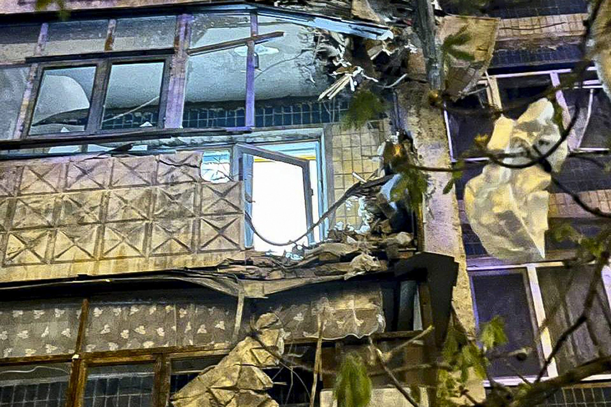 Russian apartments evacuated for explosive threat days after city was bombed by its own troops