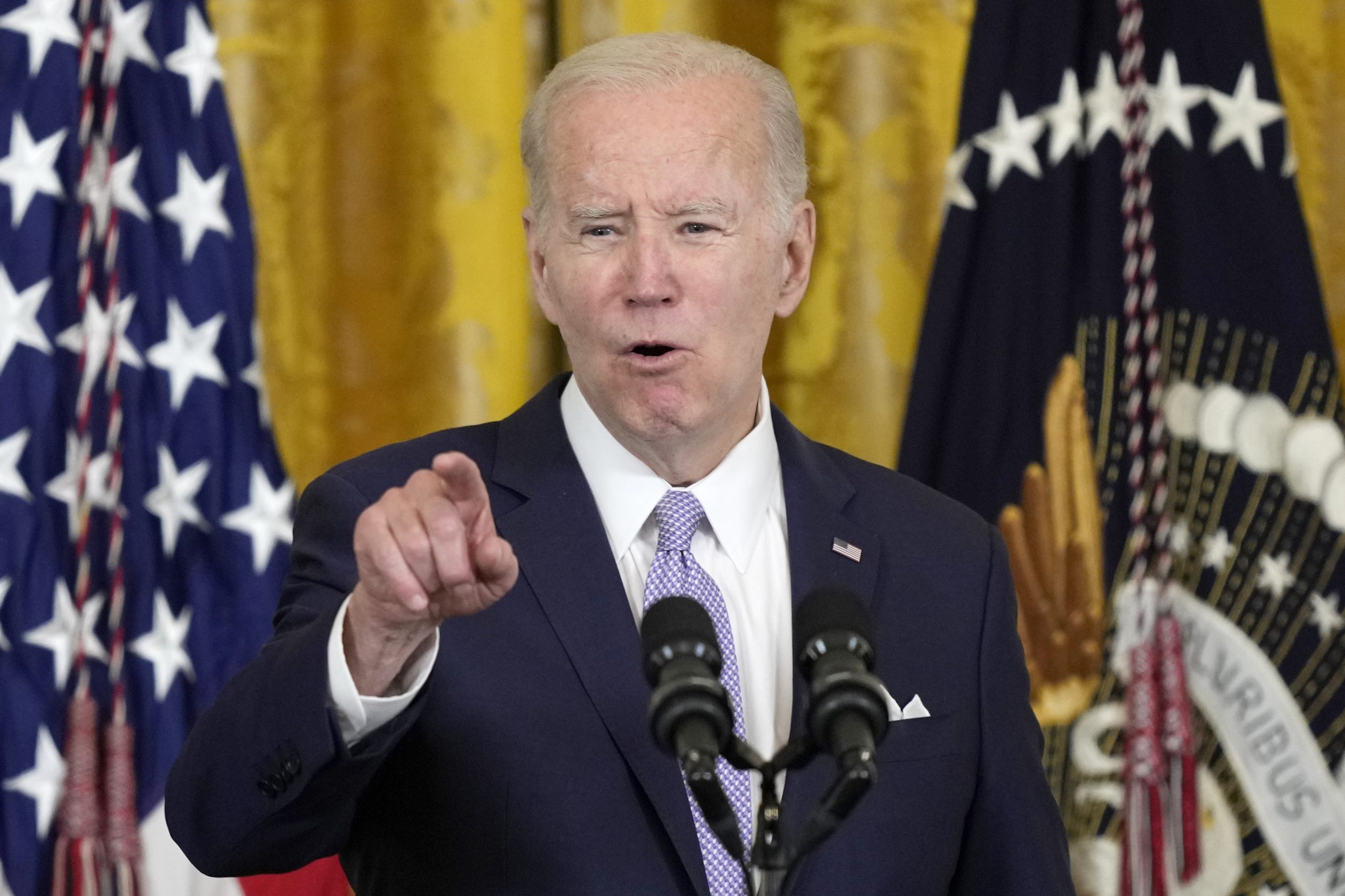 Biden doesn’t let up on offense ahead of debt limit meeting with McCarthy
