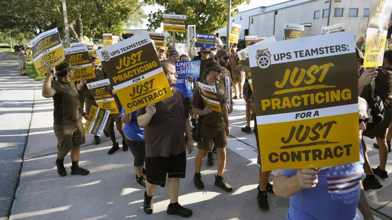 Teamsters leader tells White House to stay out of UPS strike conversations