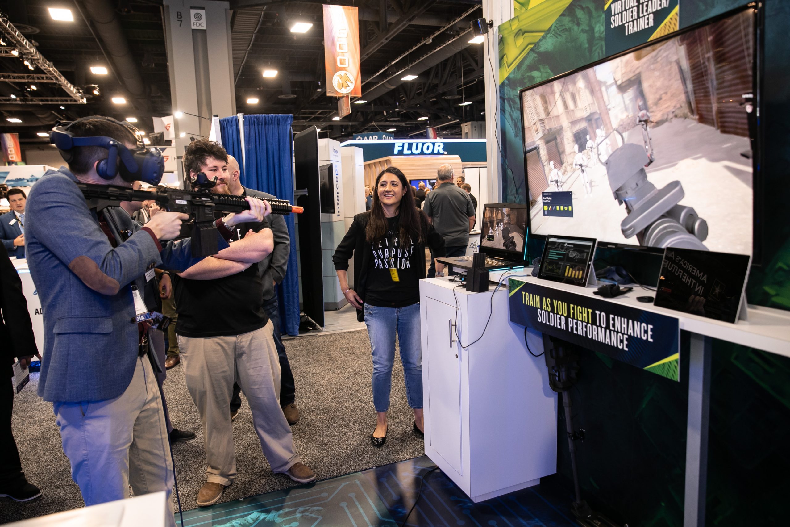 Washington Examiner reporter Russ Read uses a virtual reality interface, at the annual AUSA meeting in Washington. D.C., Tuesday, October 15, 2019. The technology is made by Booz Allen Hamilton, which is used as a virtual training tool for the military.