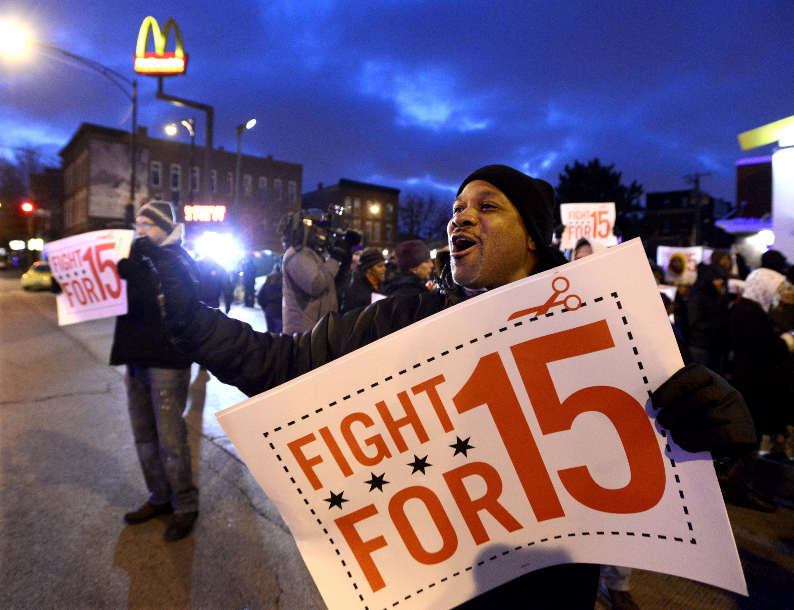 Reality-checking Obama’s minimum wage gambit